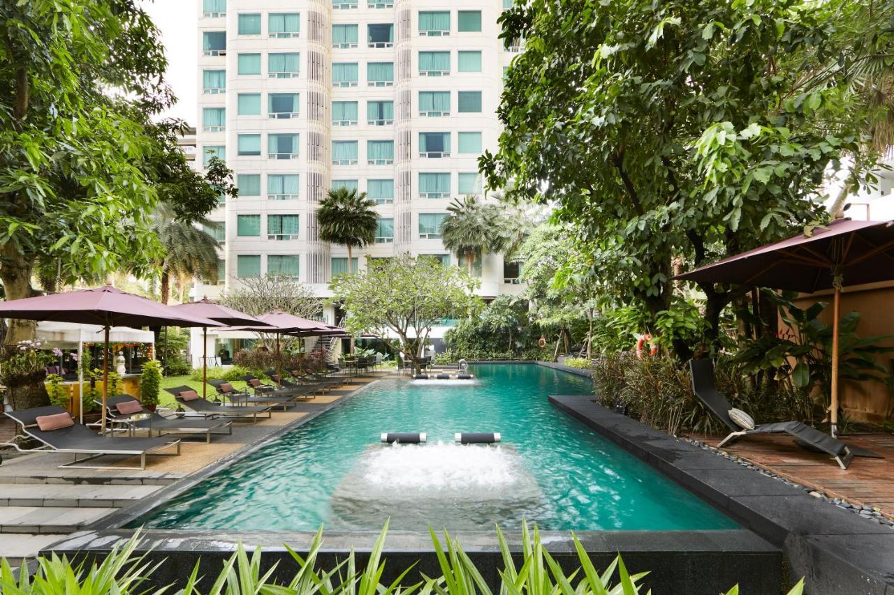 Aspira 12Th Avenue Asoke Sukhumvit Hotel Bangkok Bagian luar foto